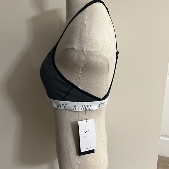 Nike Women's Indy Light-Support Sports Bra - Picture 2 of 4